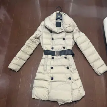 TATRAS 베이지 다운 자켓 후드 부착