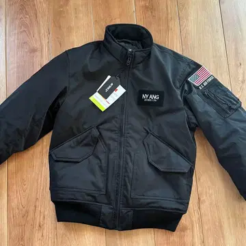 AVIREX 블랙 점퍼