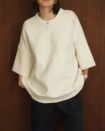CLANE 벌키 라인 하프 슬리브 상의