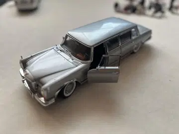 Sunstar s600 풀만 1:18