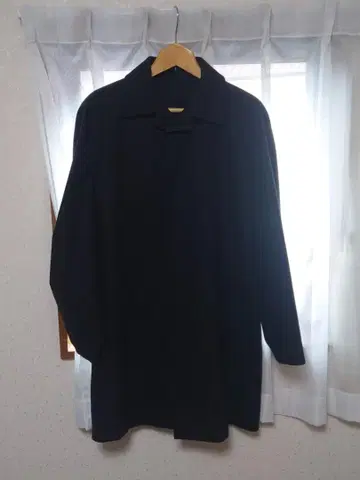 Grand face 네이비 체스터 코트