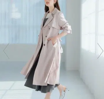 새상품 미슈마슈 사이드 플리츠 트렌치코트