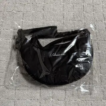 Alexandros 24AW 하프문 백