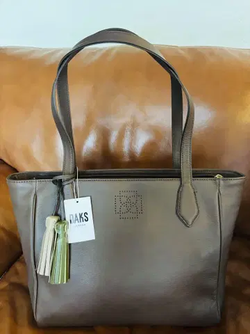 DAKS 브라운 토트백 태슬 포함