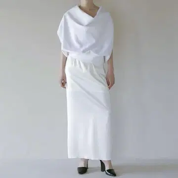 에트레토쿄 슬릿 새틴 스커트 화이트 M