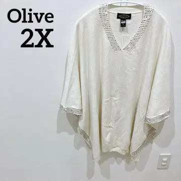 새상품급 Olive [ 2X ] 판초 비즈 장식 V넥 상의 화이트