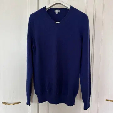 유니클로 UNIQLO 캐시미어 100% 브이넥 스웨터 L 사이즈