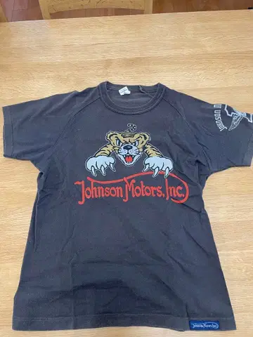 토이즈 맥코이 Johnson Motors 티셔츠 S 사이즈