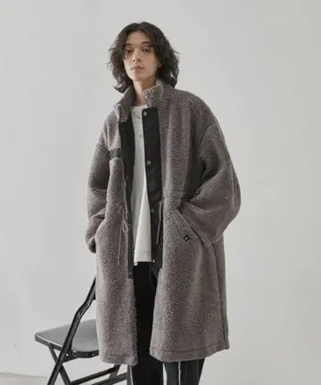 JUNRED 보아 모즈 코트