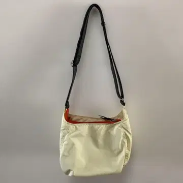 CAMPER 숄더백