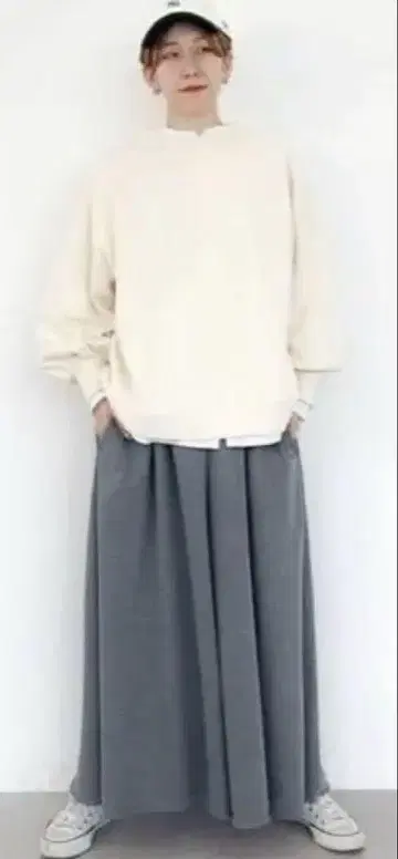 니코앤드 모드 노옴 맨투맨 볼륨 맥시 팬츠 그레이
