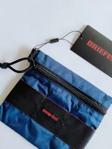 택 포함 새상품 브리핑 UL 플랫 파우치 M 파랑 BRIEFING