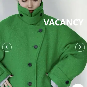 VACANCY 부클레 커브 슬리브 코트 그린