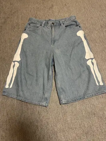 vanson 뼈 프린트 숏팬츠 30