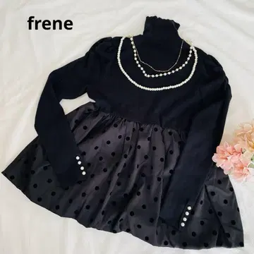 frene 프라네 이소재 도트 무늬 도킹 펄 장식 풀오버