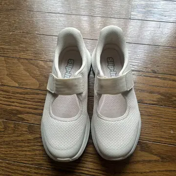스케쳐스 슬립인즈 23cm
