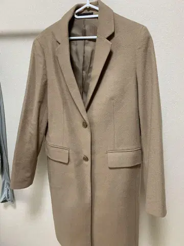 UNIQLO 체스터 코트 베이지