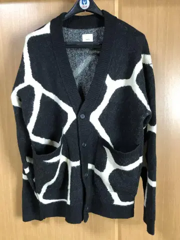 Lui's 가디건