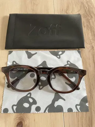 Zoff 안경