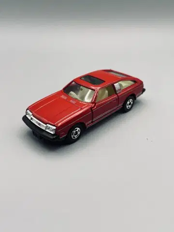 토미카 No. 33 도요타 셀리카 LB 2000GT