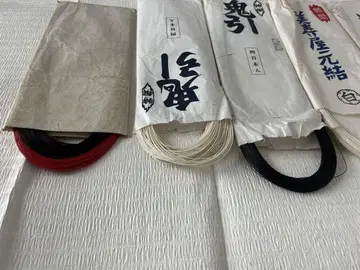 모토유이 미즈히키 일본식 머리 모양 생머리 묶음 빨간색 블랙 화이트