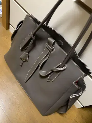 볼도리니 셀레리아 토트백