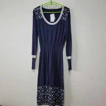 LAURA ASHLEY 네이비 긴팔 니트 원피스 원형 무늬