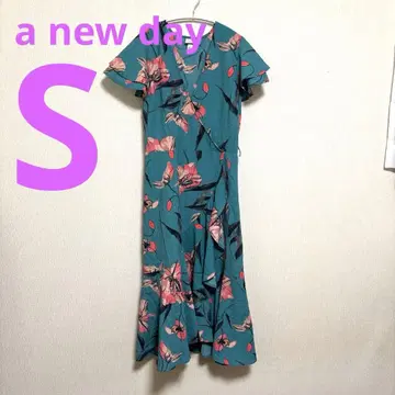 a new day [ S ] 플라워 프린트 랩 드레스