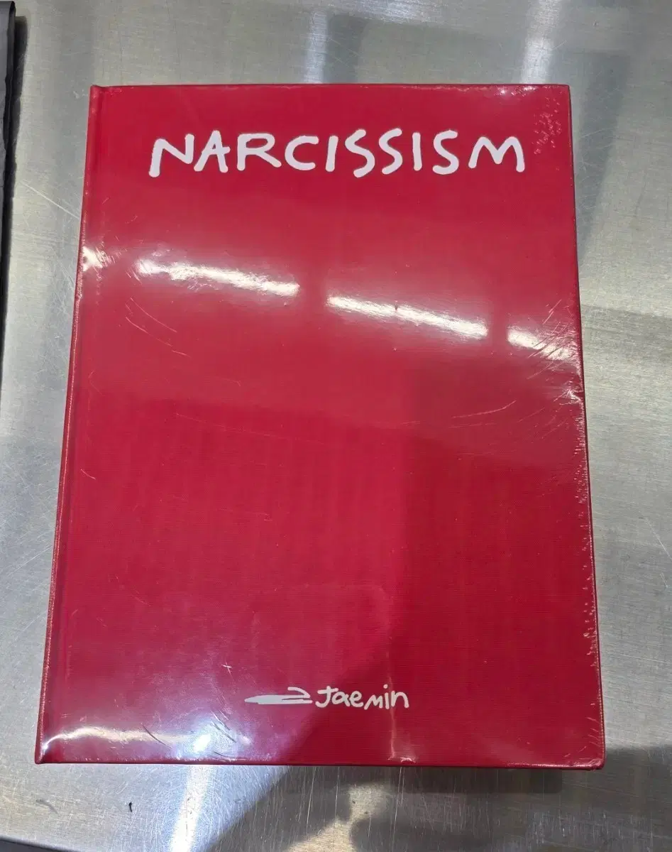 Sealed) Jaemin Narcissism Photobook (includes mirror, magazine)