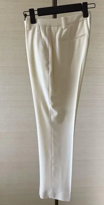 theory luxe 울 혼방 팬츠 미사용 (화이트)