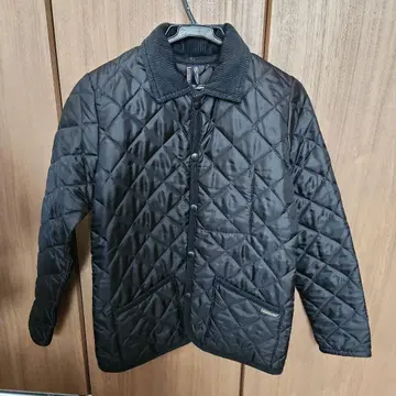 Lavenham 블랙 퀼팅 자켓