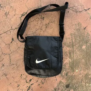 90s 00s 은색 택 y2k Nike 숄더백 블랙