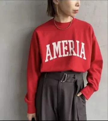 AMERIA 로고 레드 트레이닝복