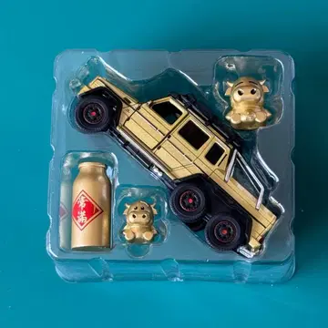 Era Car 벤츠 G63 AMG 6x6 구정 한정 컬러