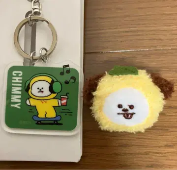 BT21 아크릴 키링 인형 배지 CHIMMY 훼미리마트 새상품