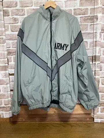 US ARMY IPFU 트레이닝 자켓 XXX-L/REGULAR입니다