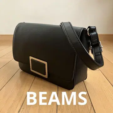 BEAMS 블랙 숄더백