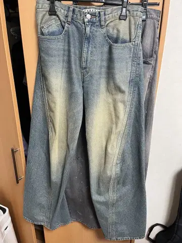 NVRFRGT [ 3D TWISTED WIDE LEG JEANS ]