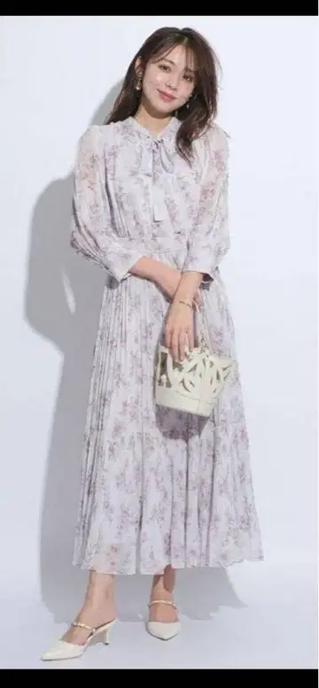 꽃무늬 긴팔 롱 원피스 재즈 그리티