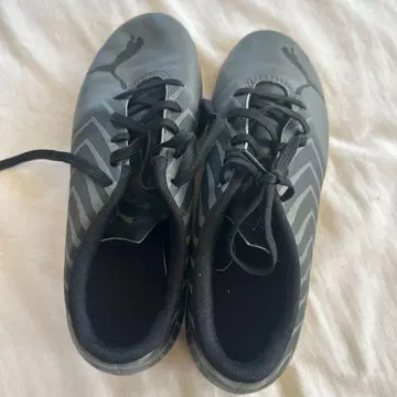 Puma 축구화 블랙 그레이 UK 3 22cm