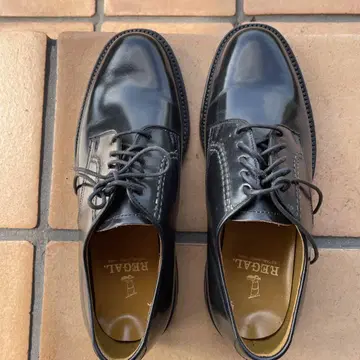 REGAL 블랙 레이스업 슈즈 25EE