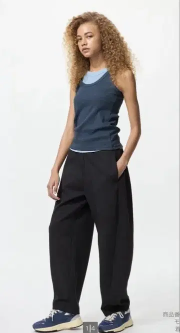 유니클로 UNIQLO 드라이 맨투맨 커브 팬츠 S 사이즈