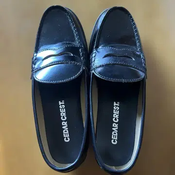 CEDAR CREST 블랙 로퍼 중간 힐