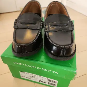 미사용 UNITED COLORS OF BENETTON 로퍼 블랙 24.0