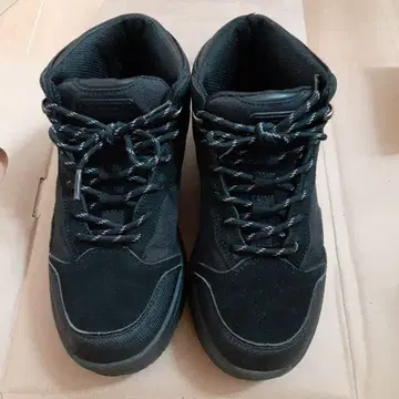 콜맨 블랙 미드컷 아웃도어 신발 25cm