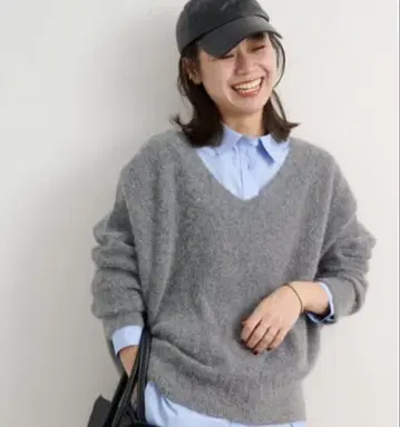 레리움 헤어리 퍼 v넥 풀오버
