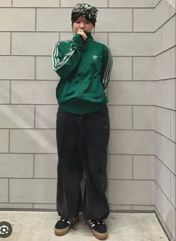 아디다스 클래식 트랙탑 저지 그린