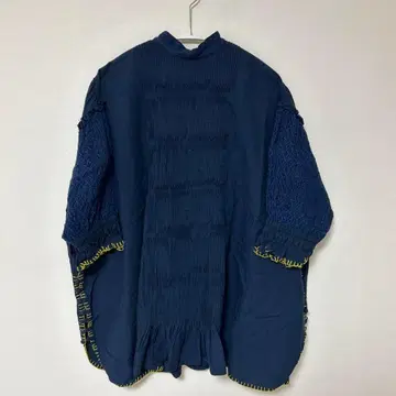 [ Abel ] Hand made tunic 핀턱 블라우스 자수