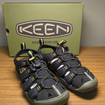 207-110 KEEN CLEARWATER 샌들 23.0cm