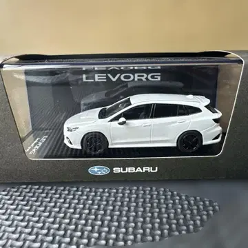 SUBARU LEVORG 미니카 1/43 화이트